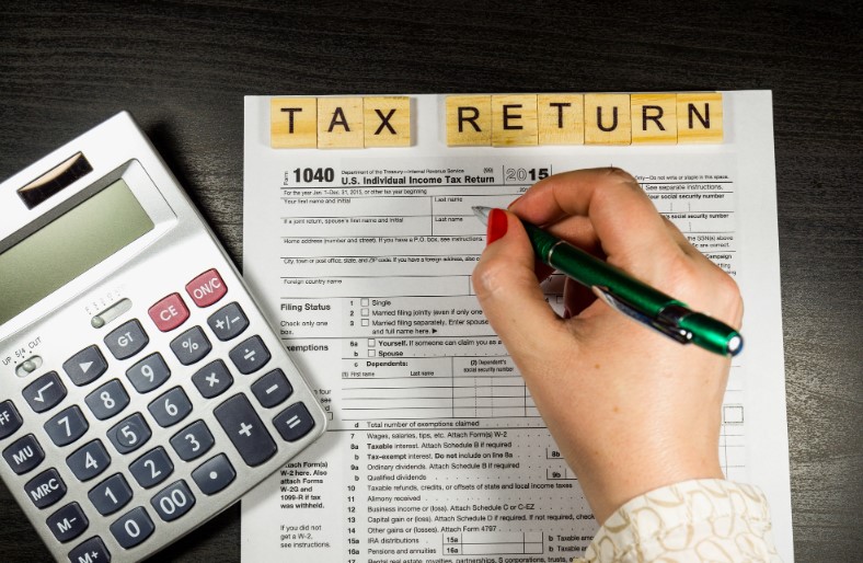How to File Taxes Without W2: Alternative Tax Filing Methods