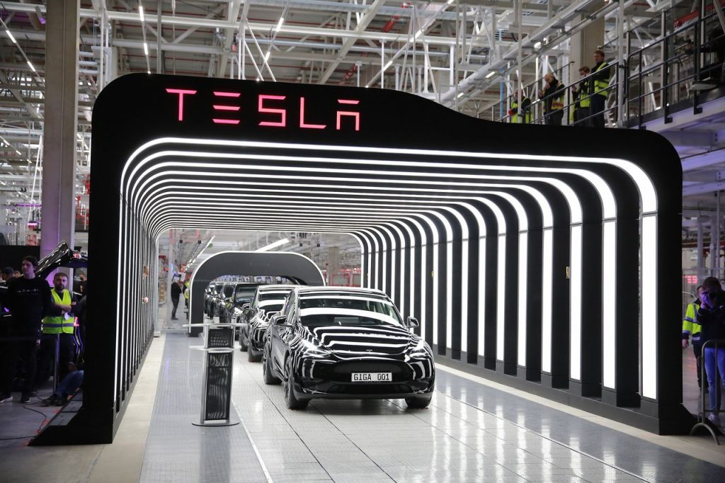 How to Buy Tesla Stock on Etoro: a Detailed Walkthrough