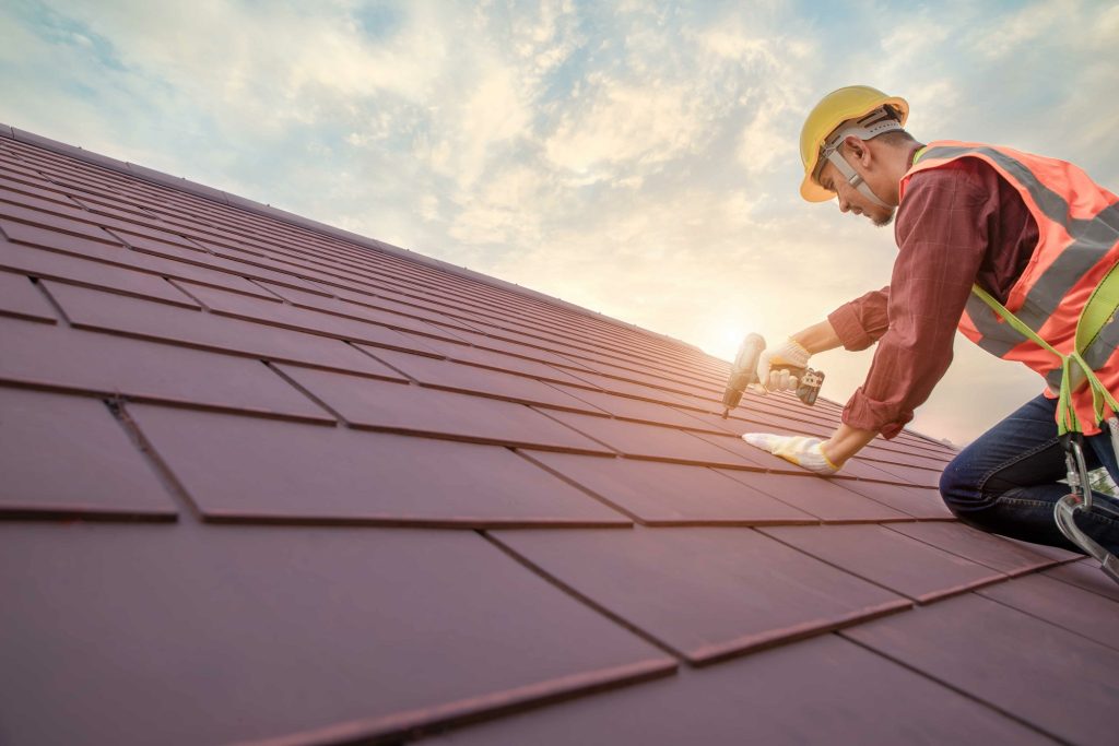 Choosing the Best Roof Repair Contractors for Quality Work