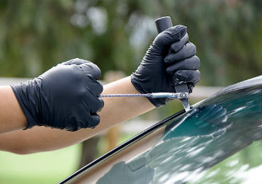 Complete Guide to RV Windshield Replacement and Glass Repair